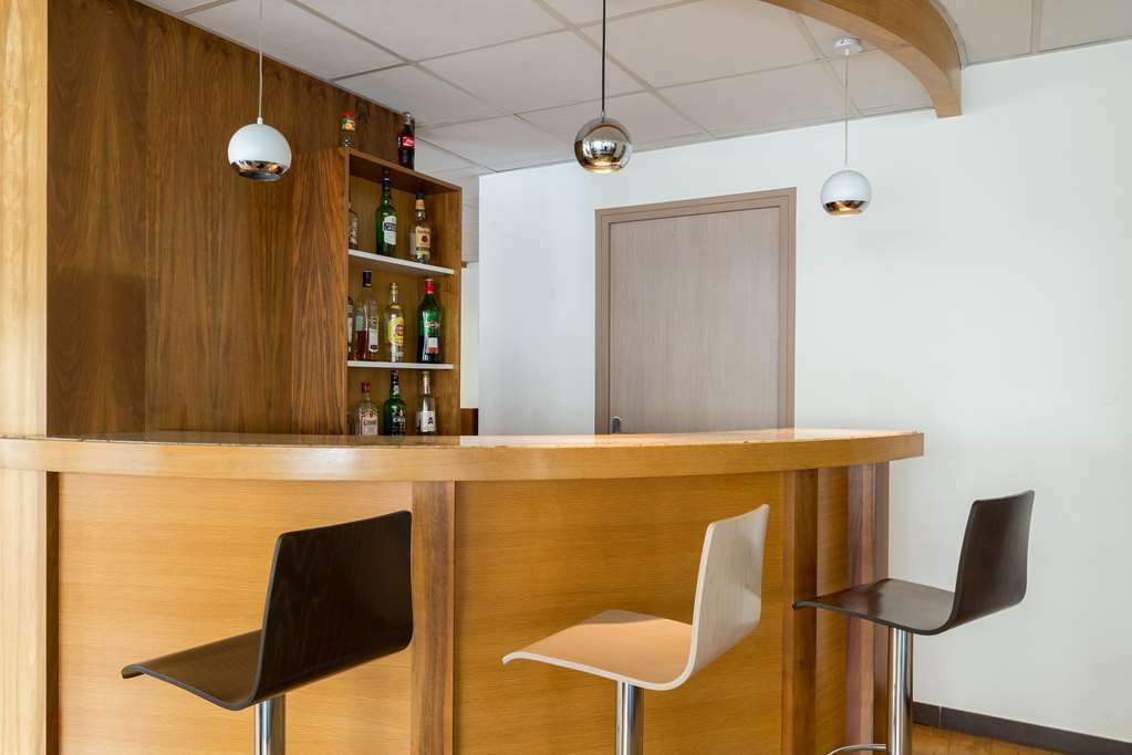 Brit Hotel Confort Le Limouzi Tulle Restauracja zdjęcie